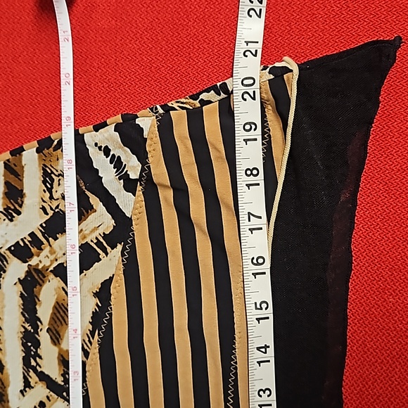 JM Collection Animal print multi-textured collage top 3/4 sleeves petite medium - Picture 6 of 7